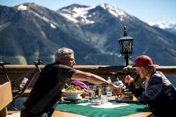 Saalbach_Bike_2021-c-saalbach.com__Nathan_Hughes__1_.jpg